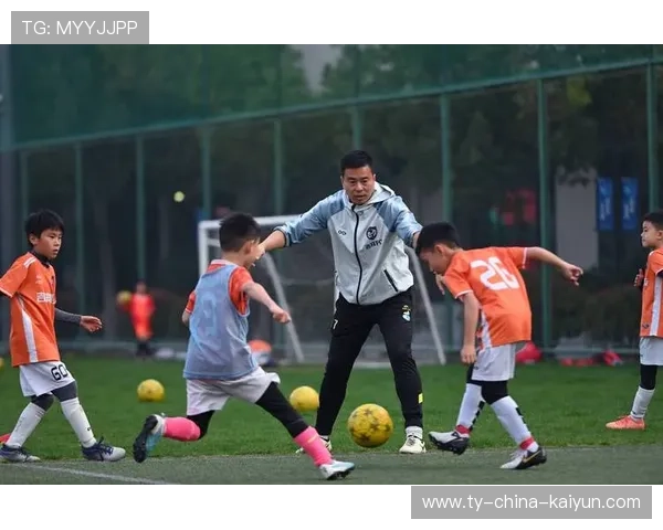 俱乐部在青训推广上取得初步成效被赞许，青训俱乐部名字